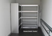 Kasten - Regalsystem mit höhenverstellbaren Fachböden